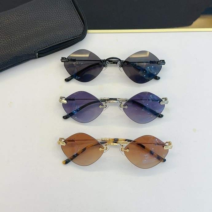 Picture of Chrome Hearts Sunglasses _SKUfw60675339fw
